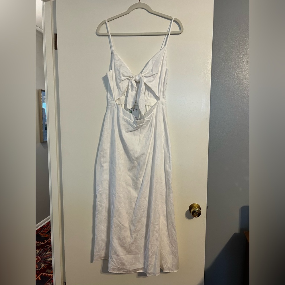 Show Me Your Mumu - White floral print midi dress w/ front cut out - XL - NWT